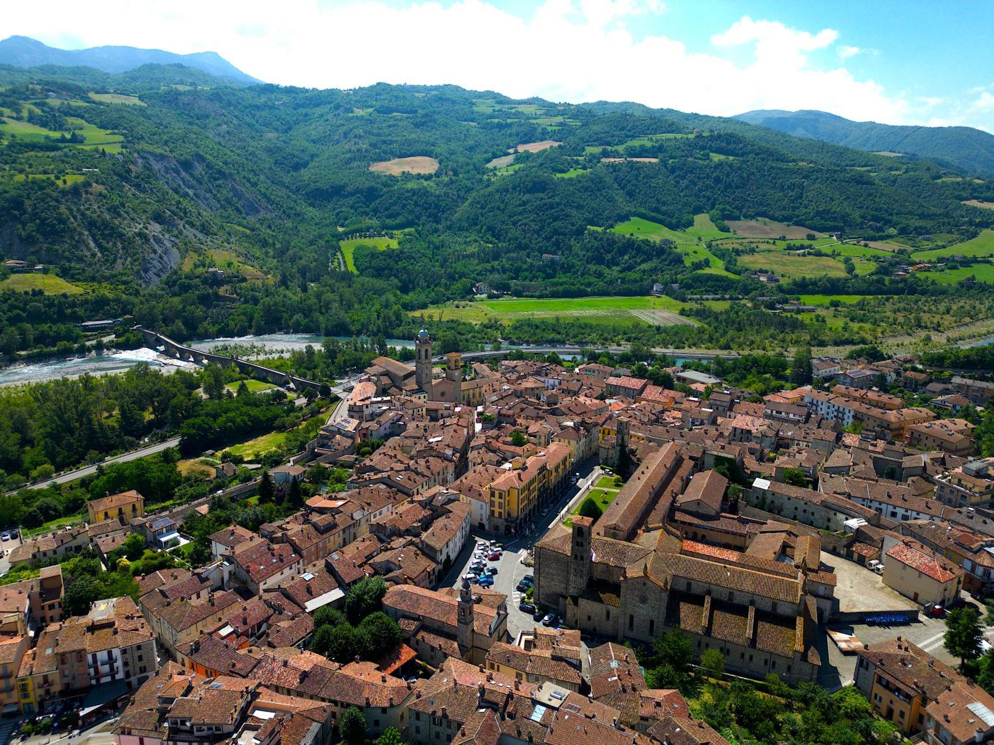 Casa Del Bosco - Vista Mozzafiato & Parco 4 Ettari Villa Bobbio Eksteriør bilde